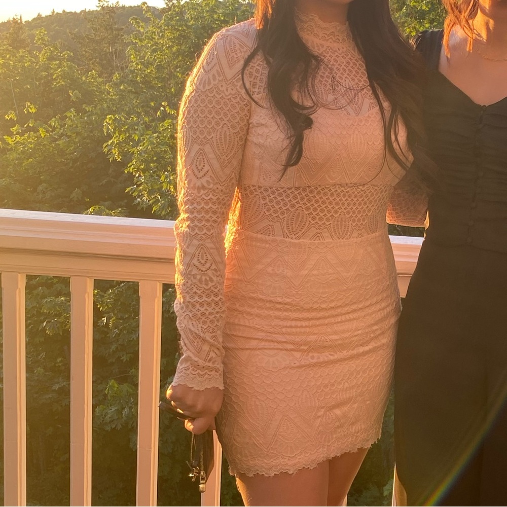 Elegant Lace Mini Dress in Blush Pink